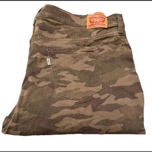 Levi's Olive Camouflage Skinny Jeans Size 24W